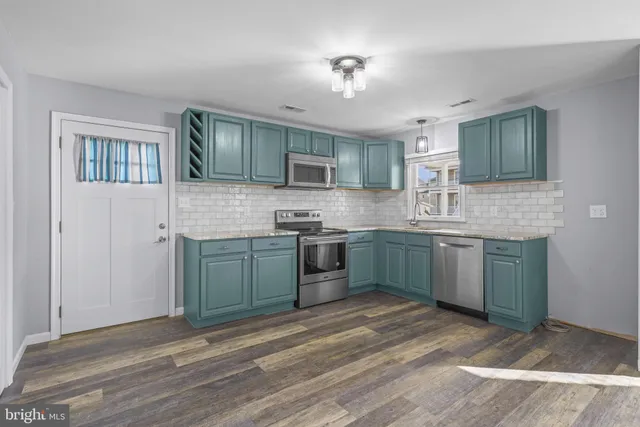 $365,000 | 1208 Oak Avenue, Shady Side, MD 20764