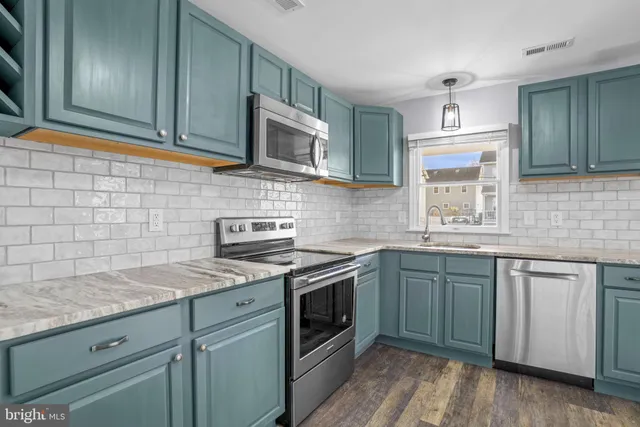 $365,000 | 1208 Oak Avenue, Shady Side, MD 20764