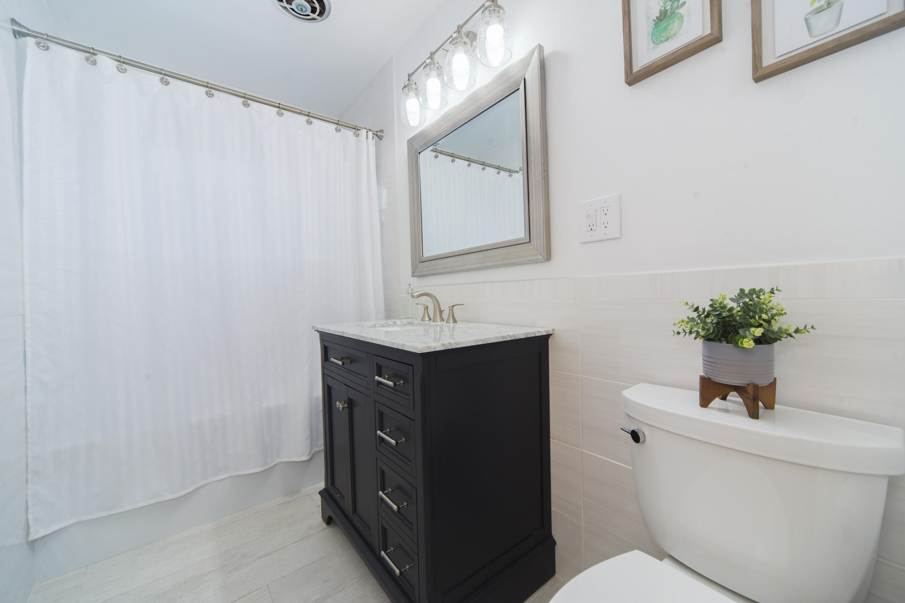 112 Gregory Place West Palm Beach, FL 33405 - Photo 11 of 28 MLS-23