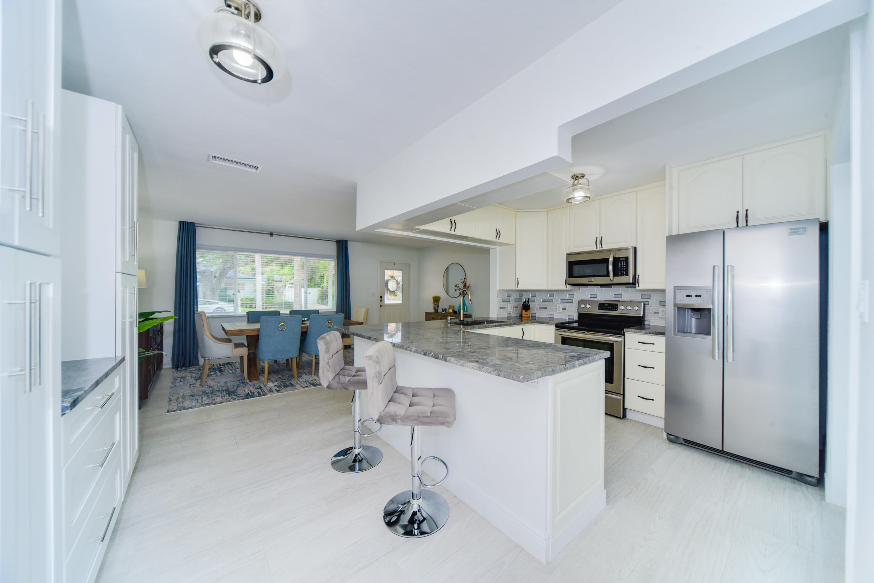 112 Gregory Place West Palm Beach, FL 33405 - Photo 17 of 28 MLS-26