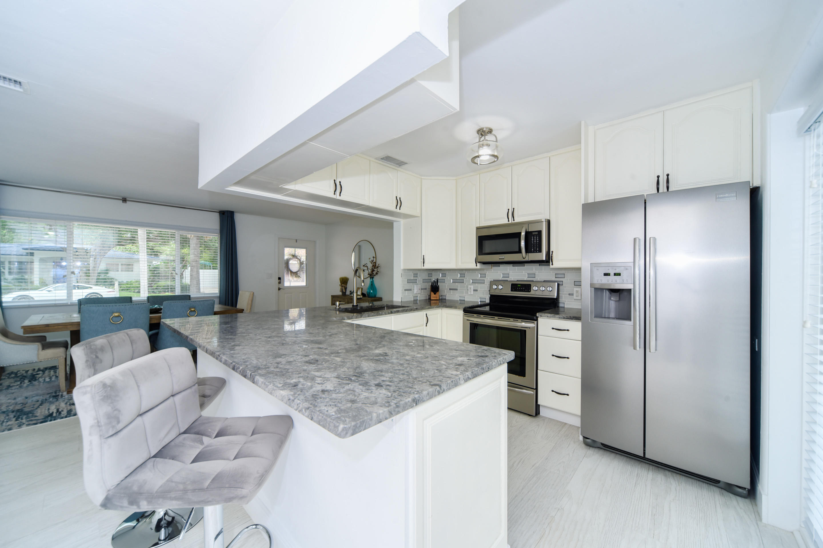 112 Gregory Place West Palm Beach, FL 33405 - Photo 18 of 28 MLS-27