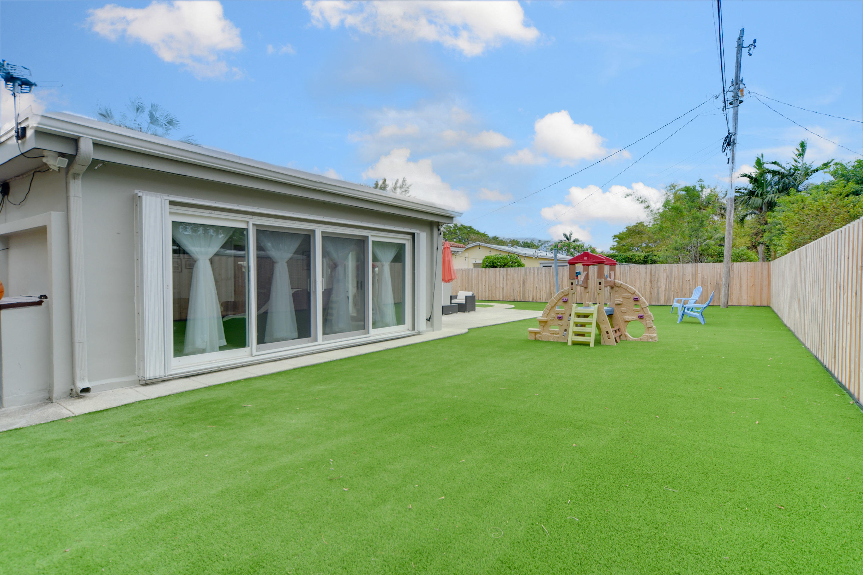 112 Gregory Place West Palm Beach, FL 33405 - Photo 27 of 28 MLS-14