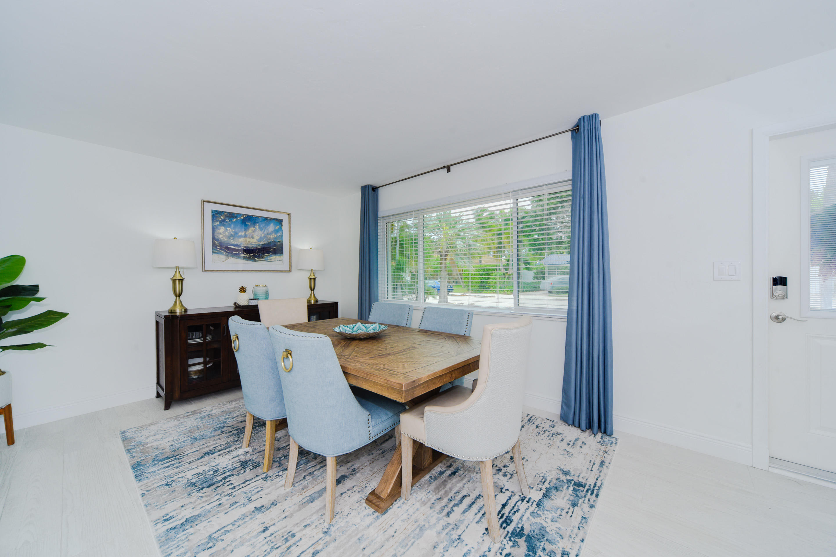 112 Gregory Place West Palm Beach, FL 33405 - Photo 5 of 28 MLS-16