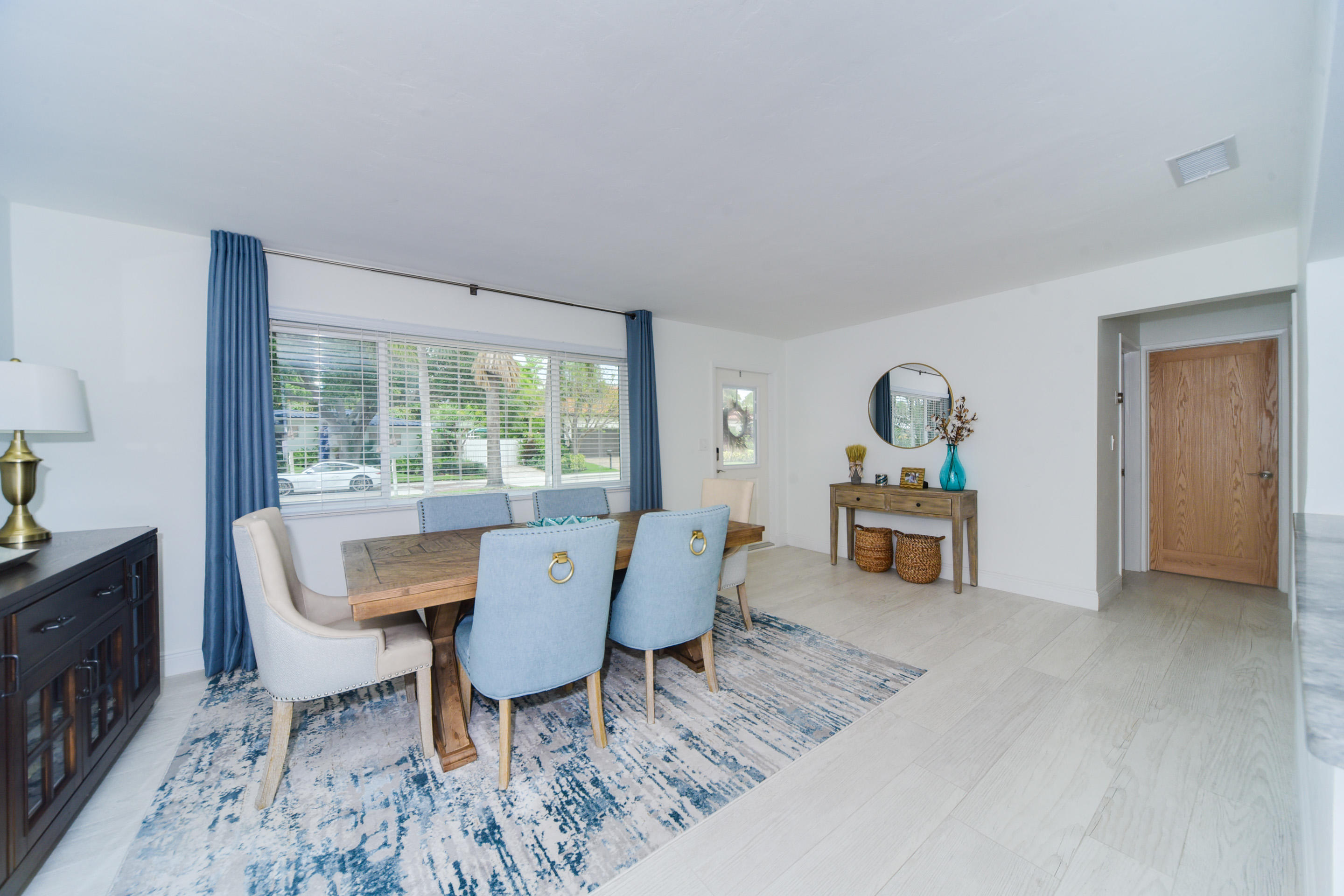 112 Gregory Place West Palm Beach, FL 33405 - Photo 7 of 28 MLS-21