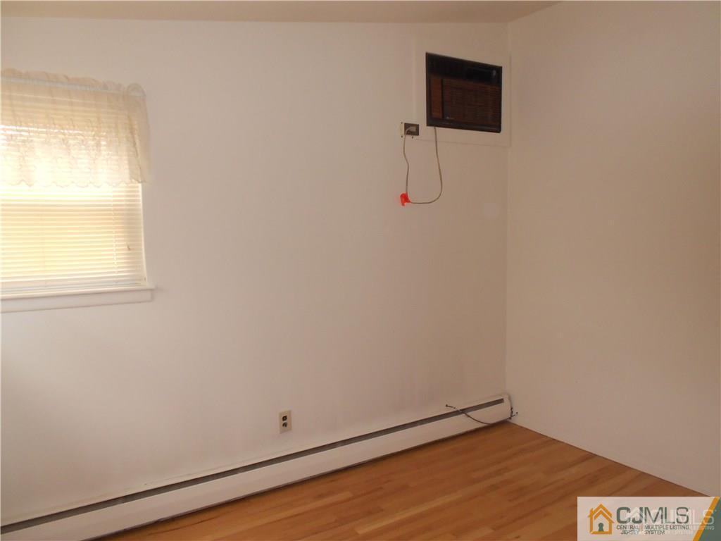 1457 Mohawk Road North Brunswick, NJ 08902 - Photo 16 of 18 Gallery Image 16