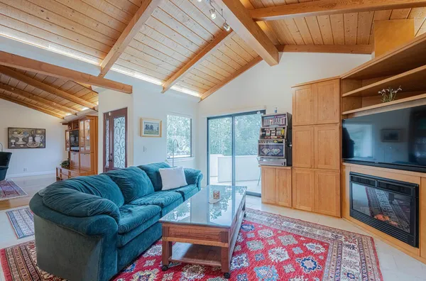 $1,495,000 | 25207 Casiano Drive, Salinas, CA 93908
