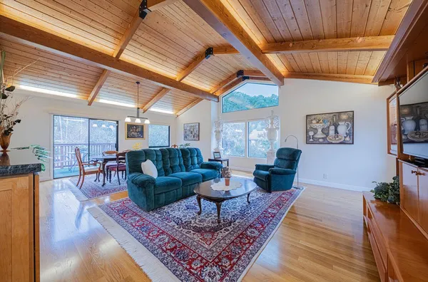 $1,495,000 | 25207 Casiano Drive, Salinas, CA 93908