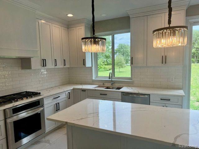 39830 Dequindre Road Sterling Heights, MI 48310 - Photo 12 of 62