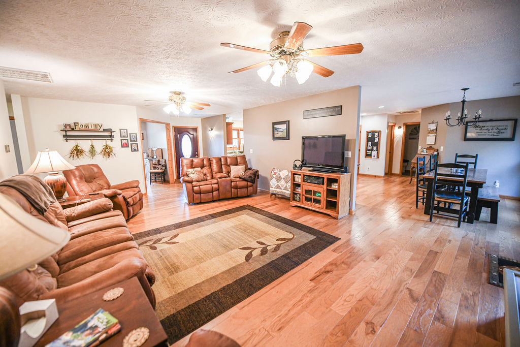 2733 West Hyden Road Spencer, IN 47460 - Photo 15 of 36