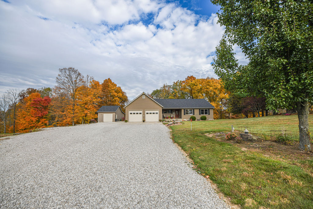 2733 West Hyden Road Spencer, IN 47460 - Photo 8 of 36