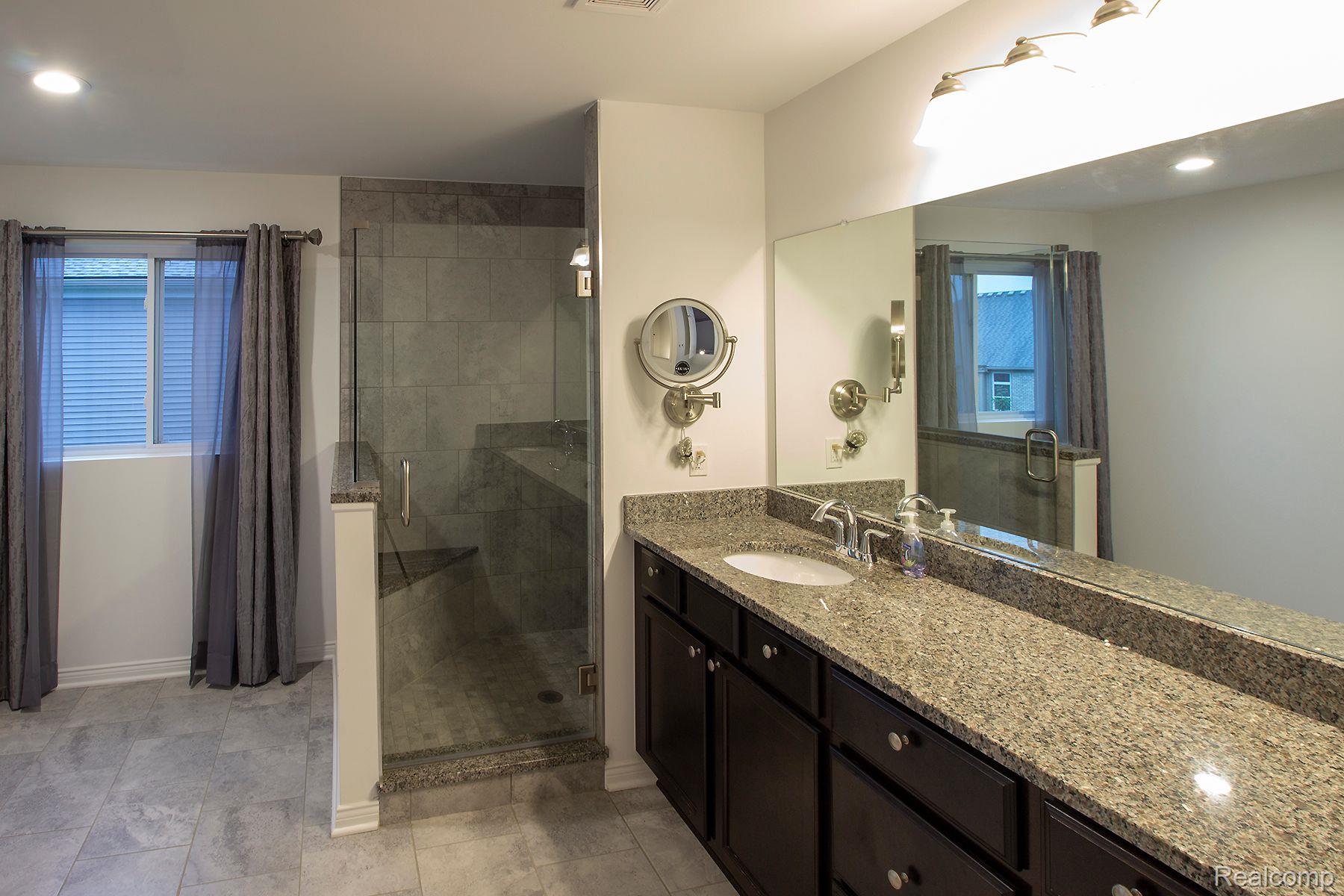 30738 Bradmore Road Warren, MI 48092 - Photo 16 of 33 Gallery Image 16