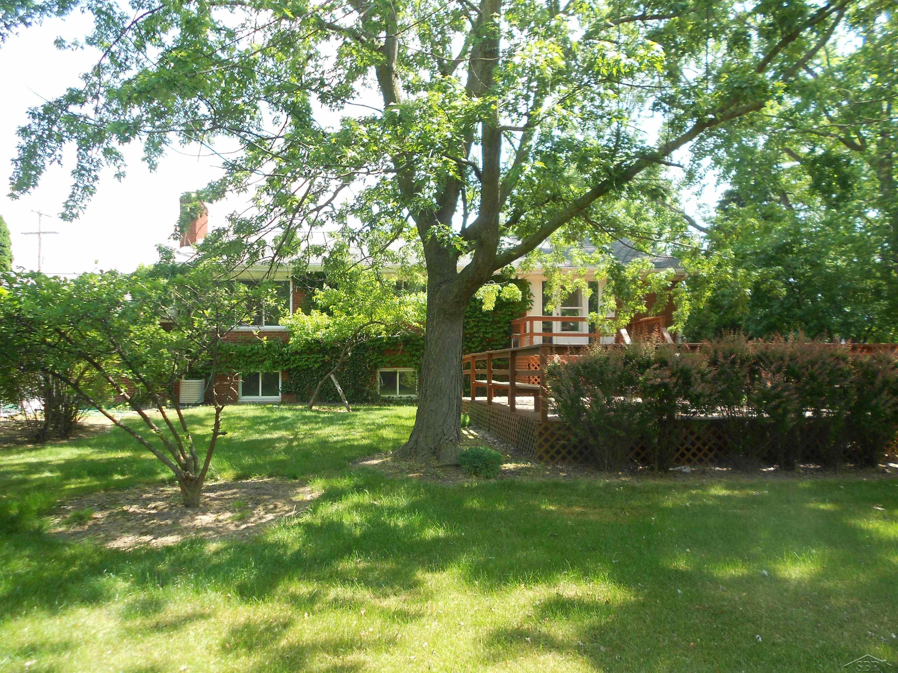 6825 Midland Road Freeland, MI 48623 - Photo 27 of 30 50114240-26.JPG