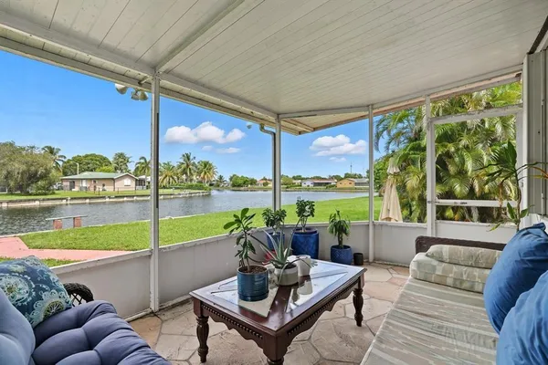 $484,999 | 9407 Northwest 70th Place, Tamarac, FL 33321