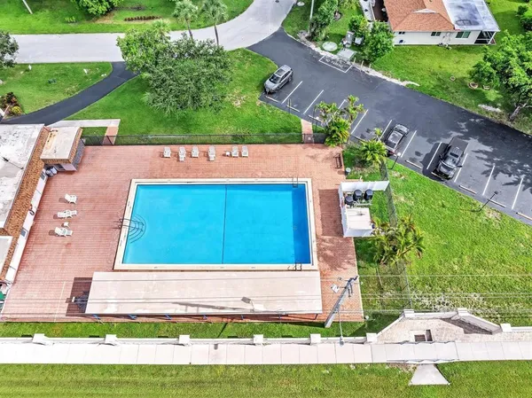 $484,999 | 9407 Northwest 70th Place, Tamarac, FL 33321