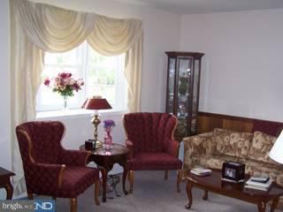 8 Hawthorne Road Gibbsboro, NJ 08026 - Photo 2 of 6 Gallery Image 2