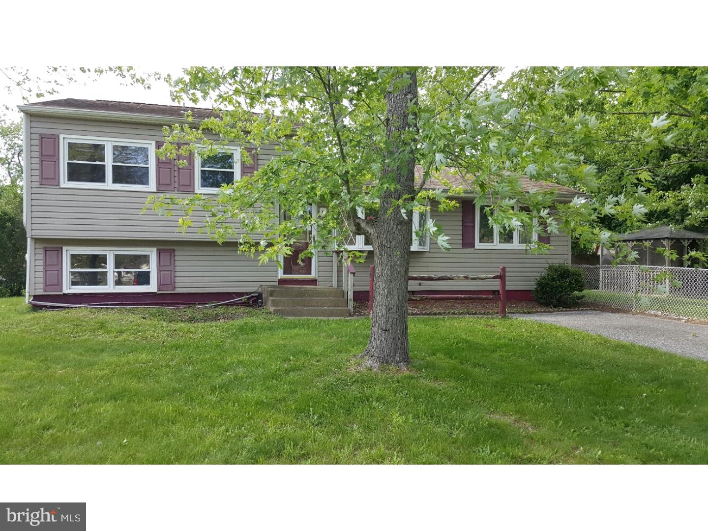 208 West Beach Road Williamstown, NJ 08094 - Photo 1 of 11 Gallery Image 1