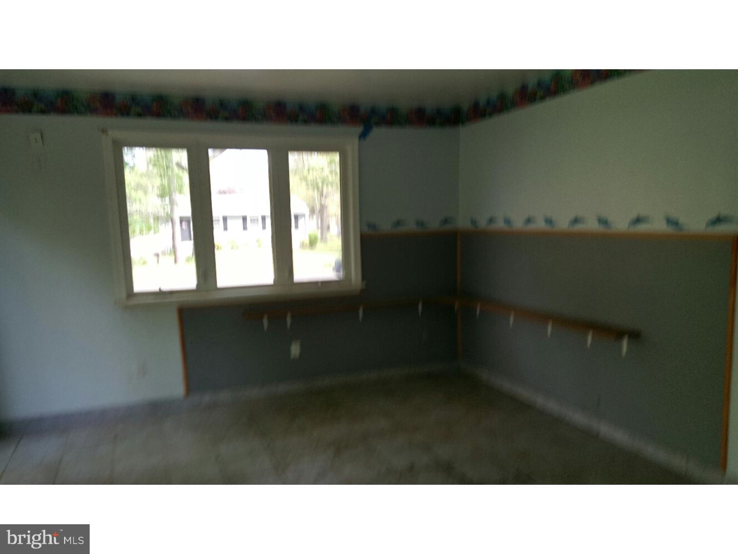 208 West Beach Road Williamstown, NJ 08094 - Photo 6 of 11 Gallery Image 6