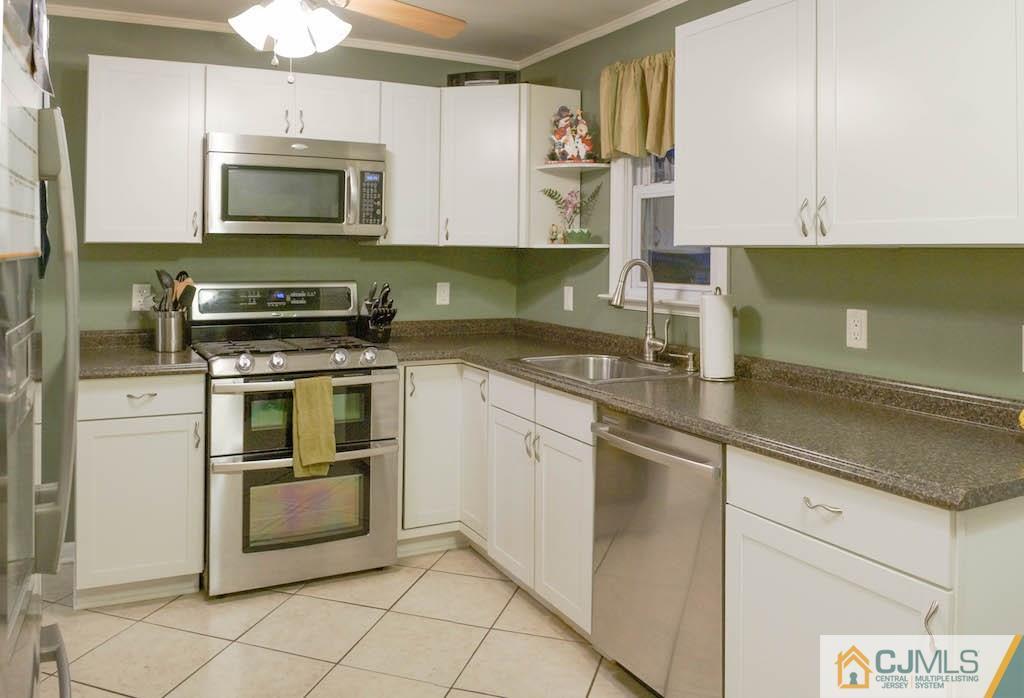 23 Piersoll Road Old Bridge, NJ 08857 - Photo 5 of 14 Gallery Image 5