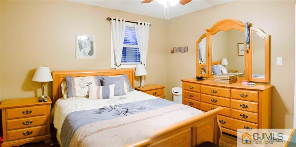 23 Piersoll Road Old Bridge, NJ 08857 - Photo 10 of 14 Gallery Image 10
