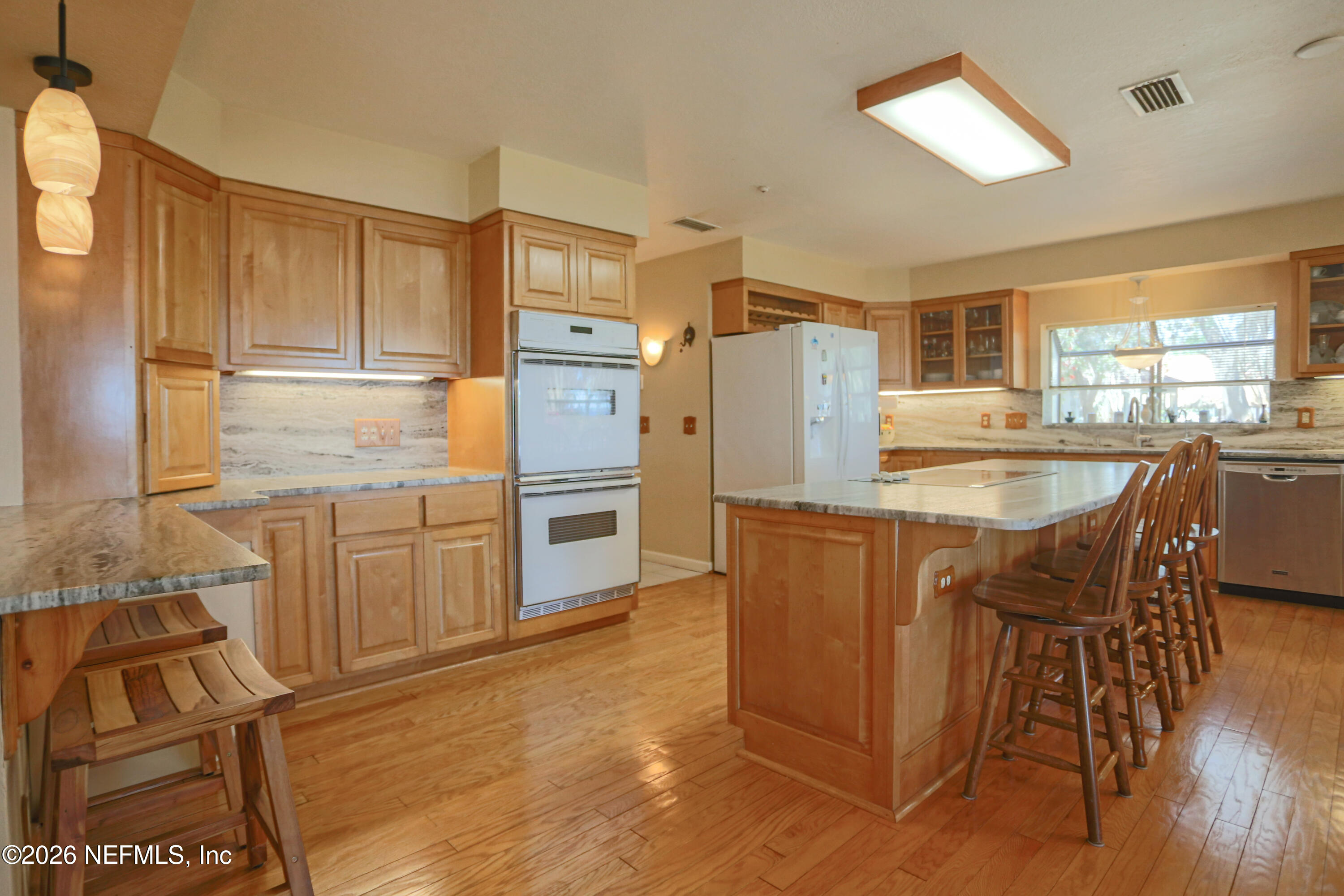 524 Cedar Creek Road Palatka, FL 32177 - Photo 23 of 82 Kitchen with Breakfast Bar