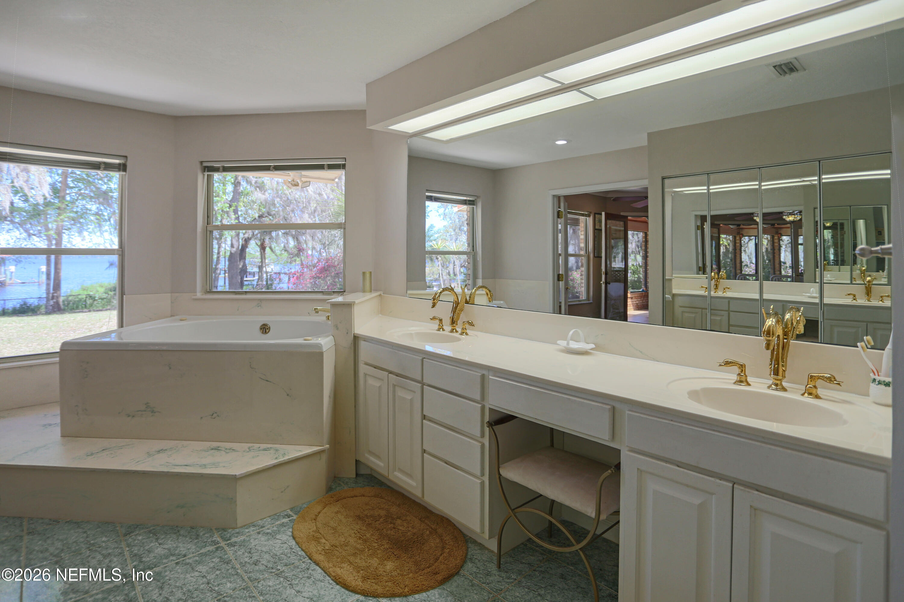 524 Cedar Creek Road Palatka, FL 32177 - Photo 35 of 82 Primary Bathroom