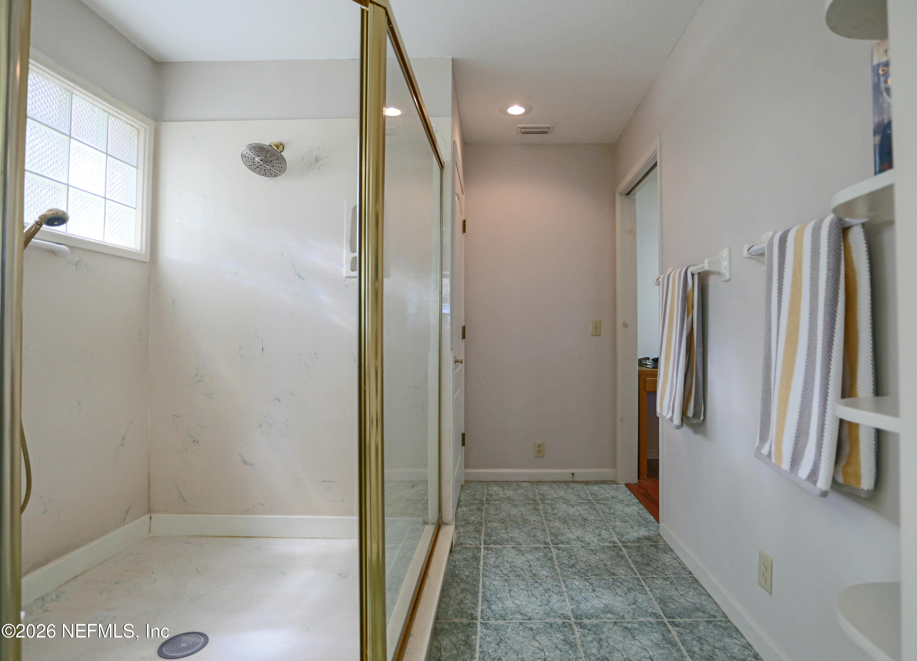 524 Cedar Creek Road Palatka, FL 32177 - Photo 36 of 82 Primary Shower