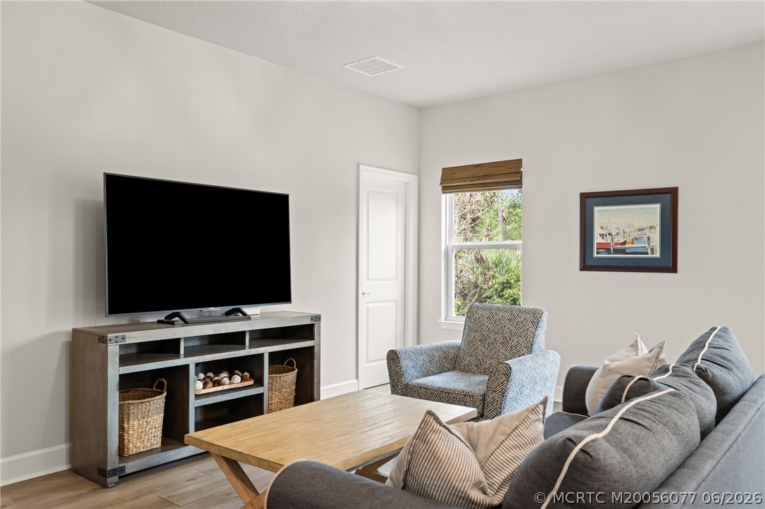 208 Southwest Pomeroy Street Stuart, FL 34997 - Photo 4 of 57 Gallery Image 4