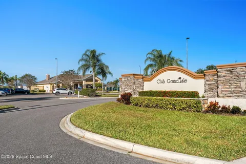 $436,000 | 1690 Lago Mar Drive, Melbourne, FL 32940