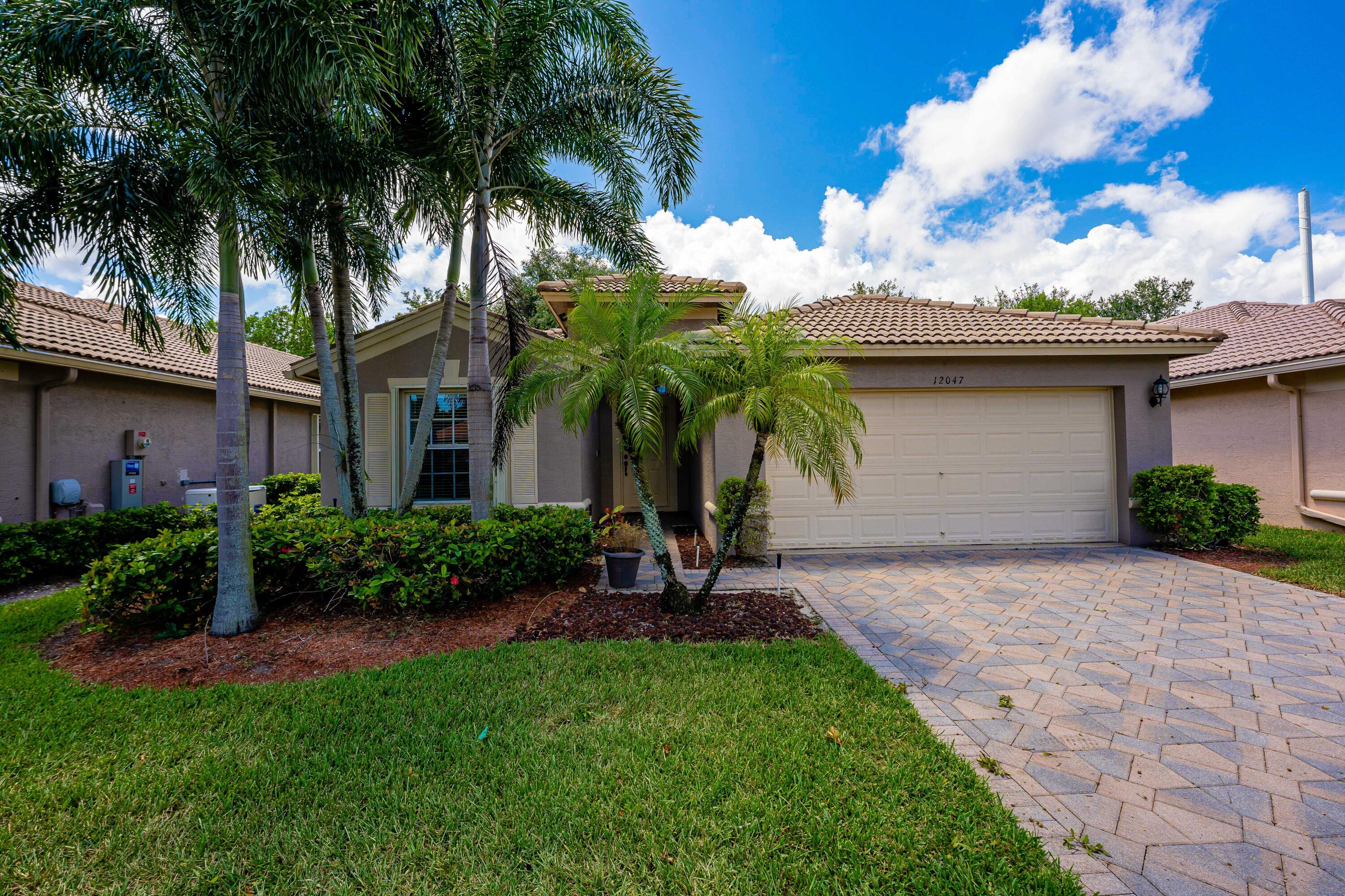 12047 Roma Road Boynton Beach, FL 33436 - Photo 1 of 39 01