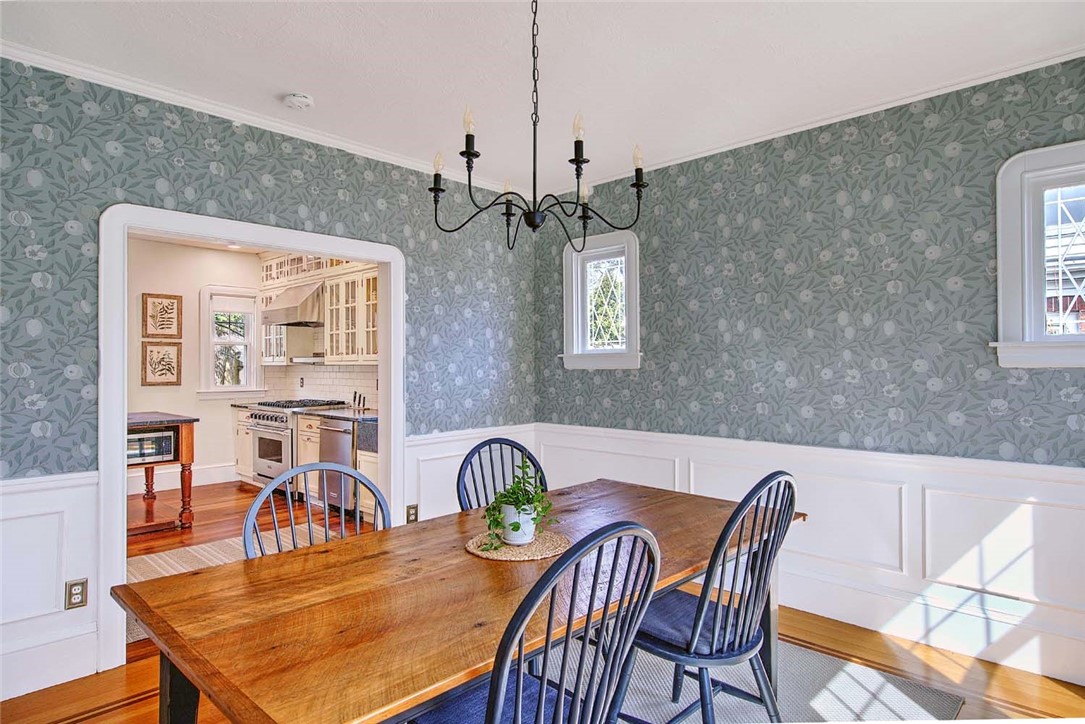 12 Holly Street Providence, RI 02906 - Photo 9 of 44