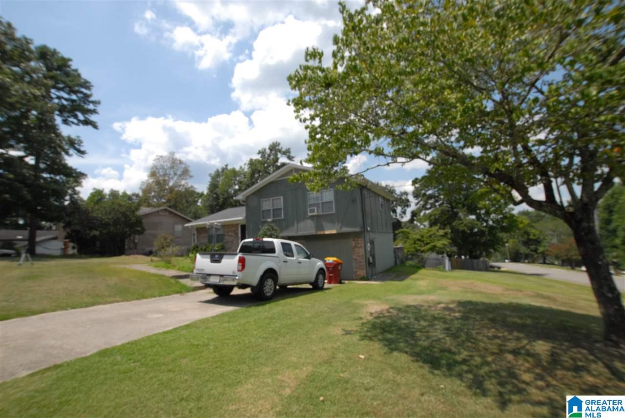 5388 Willow Ridge Lane Pinson, AL 35126 - Photo 3 of 20