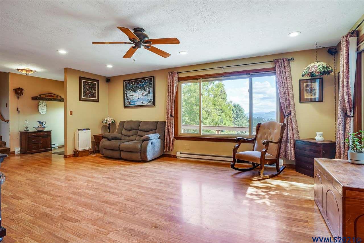 28277 Ridgeway Road Sweet Home, OR 97386 - Photo 8 of 39 Gallery Image 8