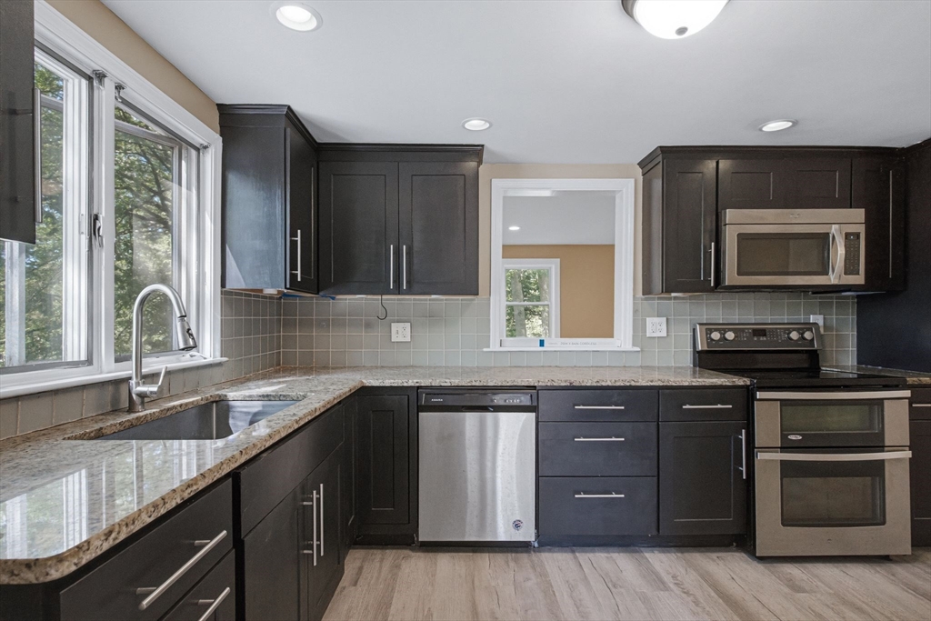 70 Riverside Avenue Attleboro, MA 02703 - Photo 3 of 42