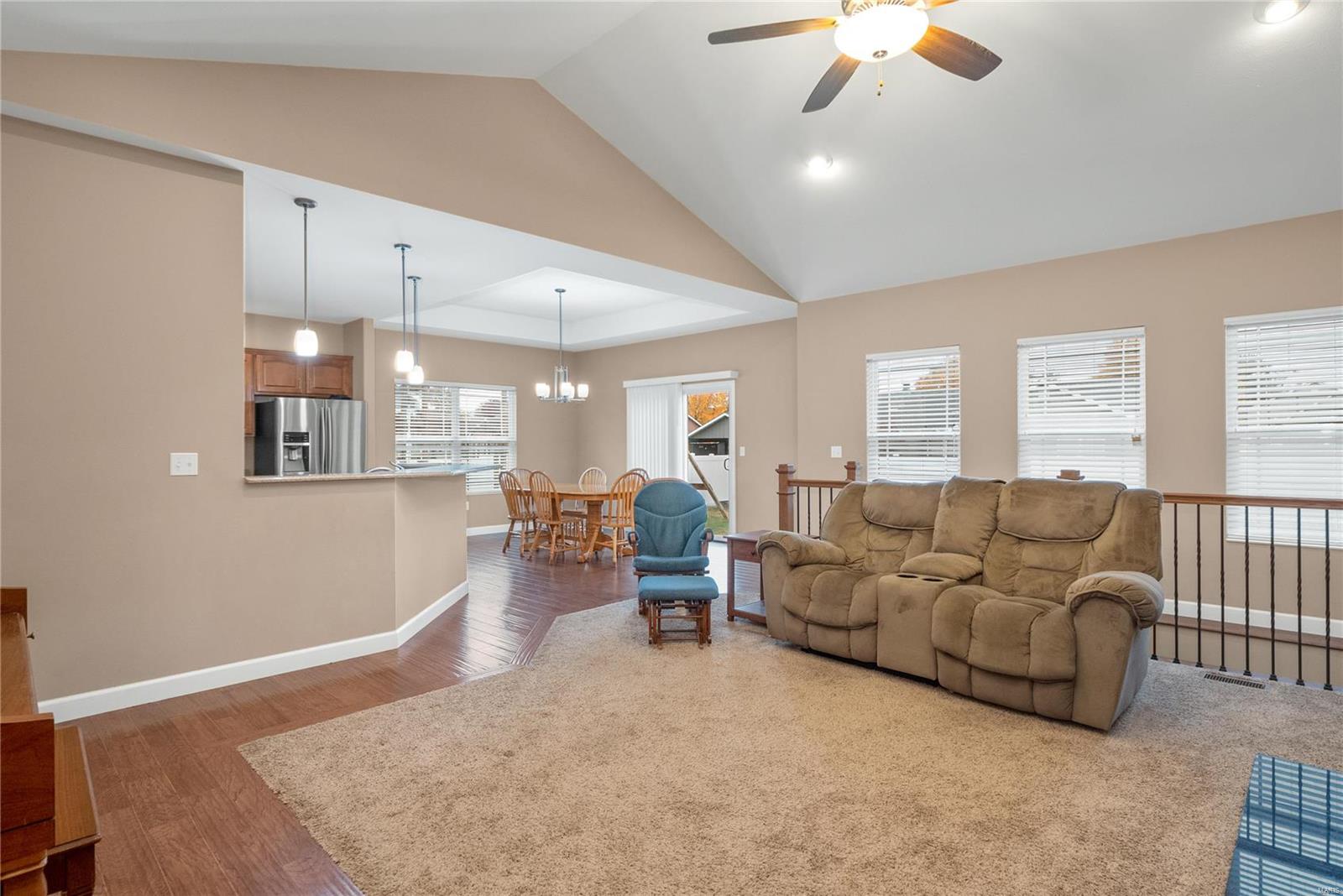 710 Wheatfield Road O'Fallon, IL 62269 - Photo 8 of 35