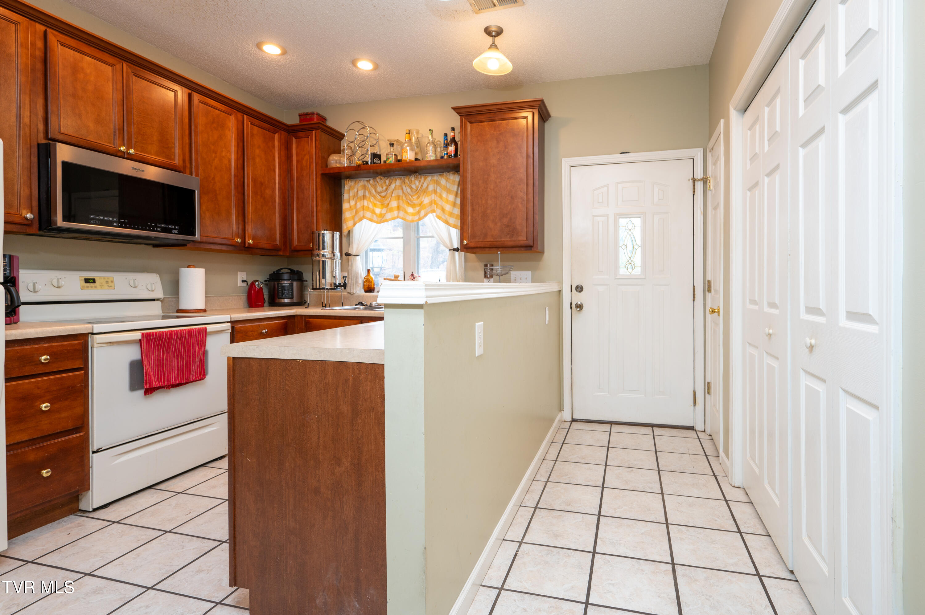 176 South Austin Springs Road, Unit 12 Johnson City, TN 37601 - Photo 13 of 29 S Austin Springs Rd-13