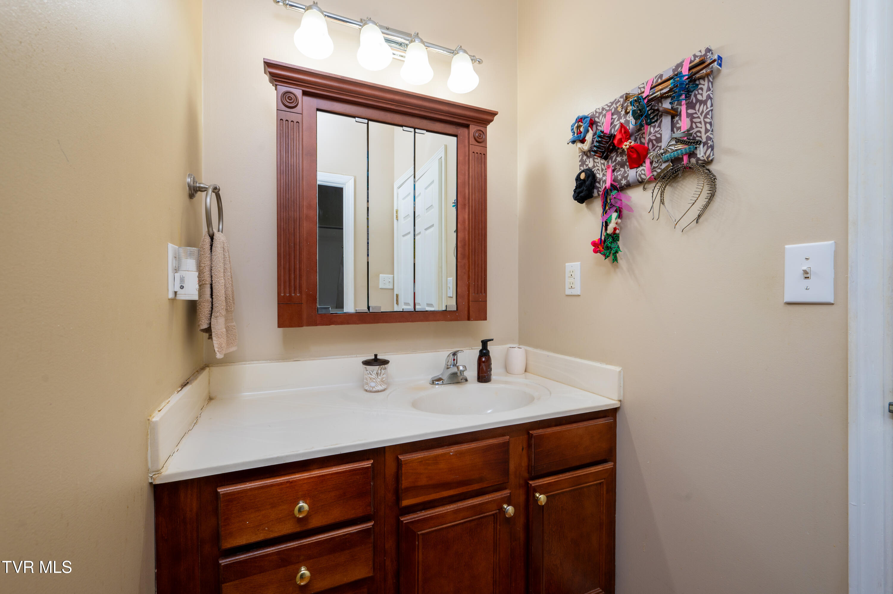 176 South Austin Springs Road, Unit 12 Johnson City, TN 37601 - Photo 22 of 29 S Austin Springs Rd-28