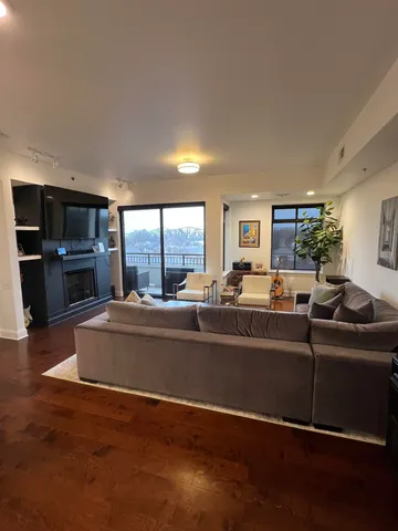 $549,900 | 717 Riverside Drive, Unit 505, Memphis, TN 38103