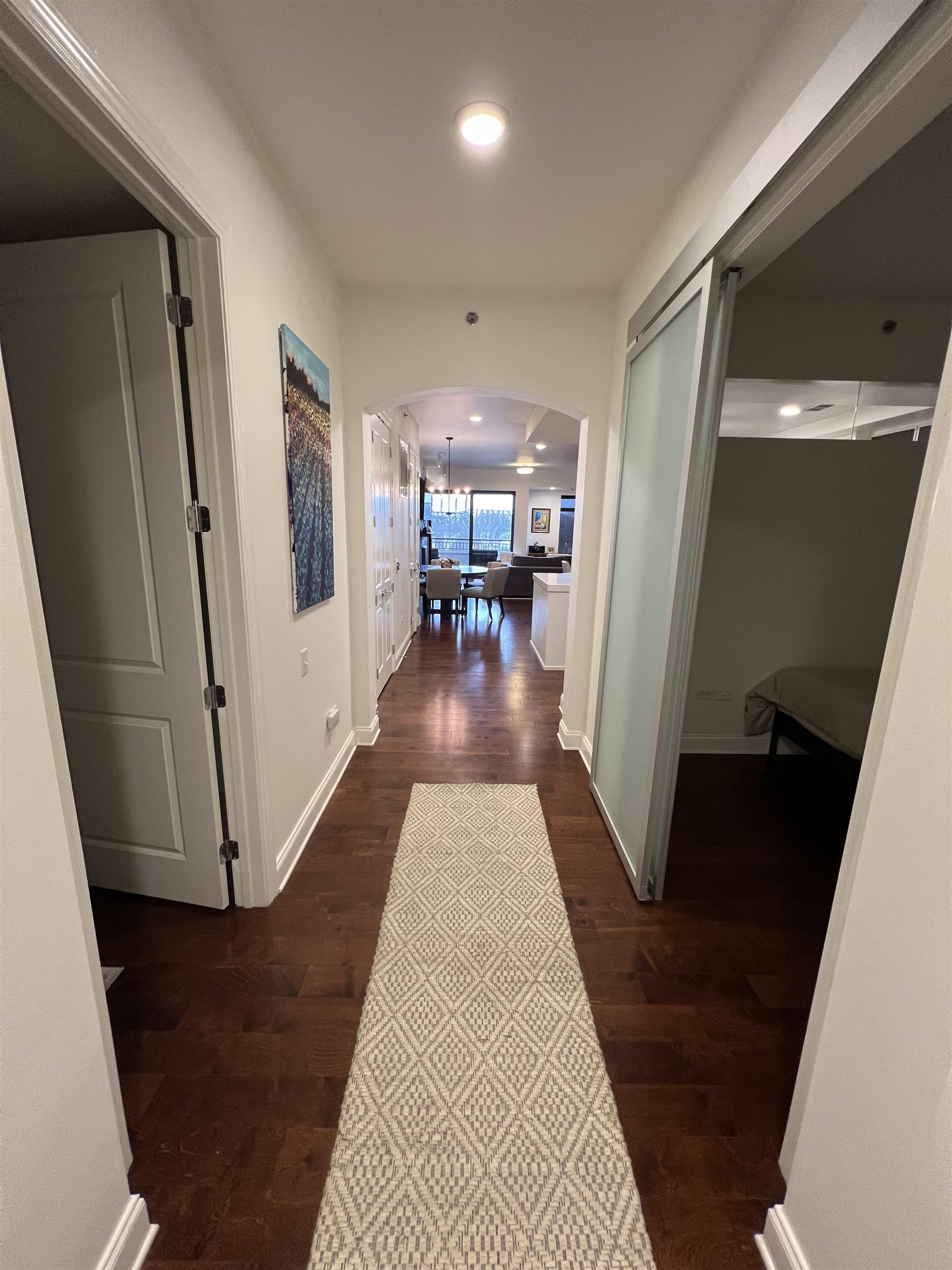 717 Riverside Drive, Unit 505 Memphis, TN 38103 - Photo 7 of 24 a view of a room with wooden floor