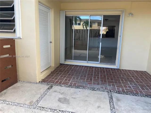 a view of empty room