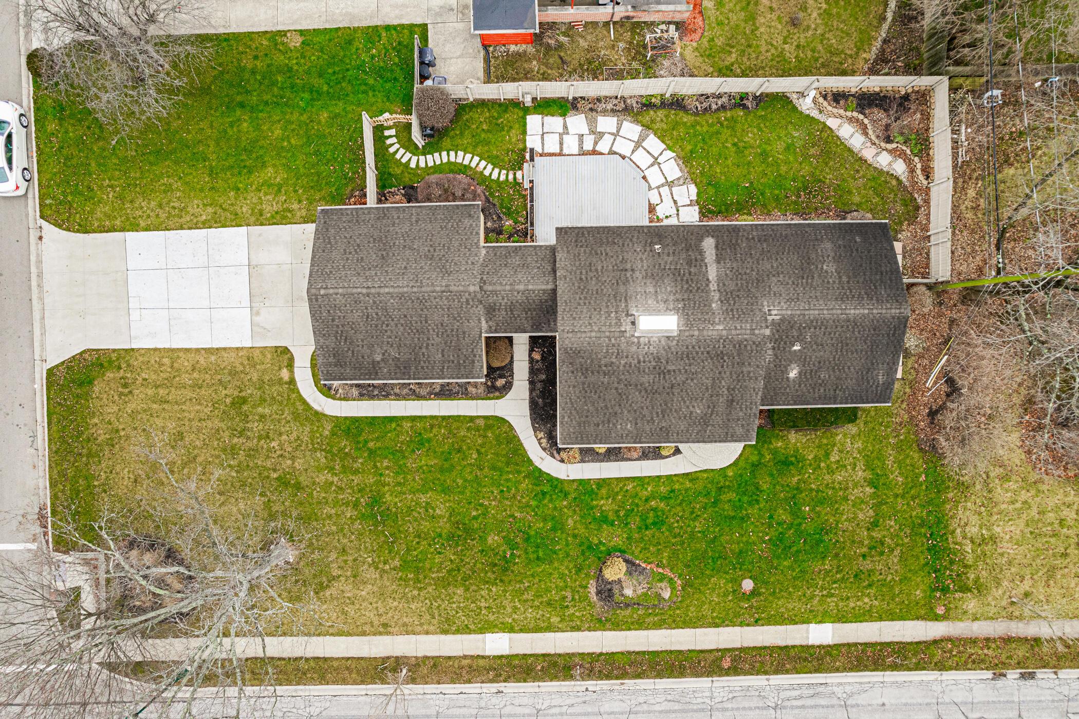 3176 Redding Road Columbus, OH 43221 - Photo 46 of 47 3176 Redding Road 025