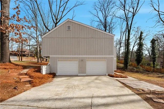 $275,000 | 5001 Hickory Oak Court, Stone Mountain, GA 30088