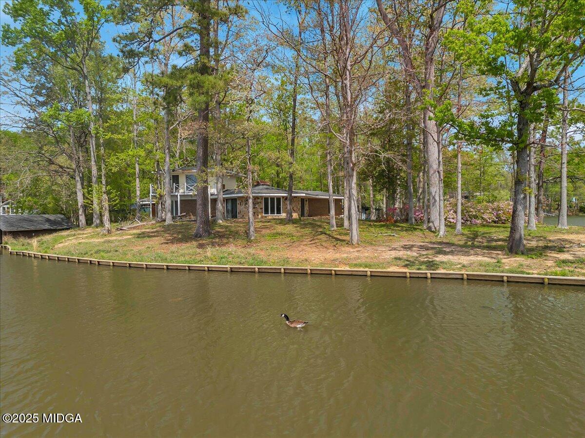 900 South Plantation Parkway Macon, GA 31220 - Photo 14 of 61 a house view with a sitting space