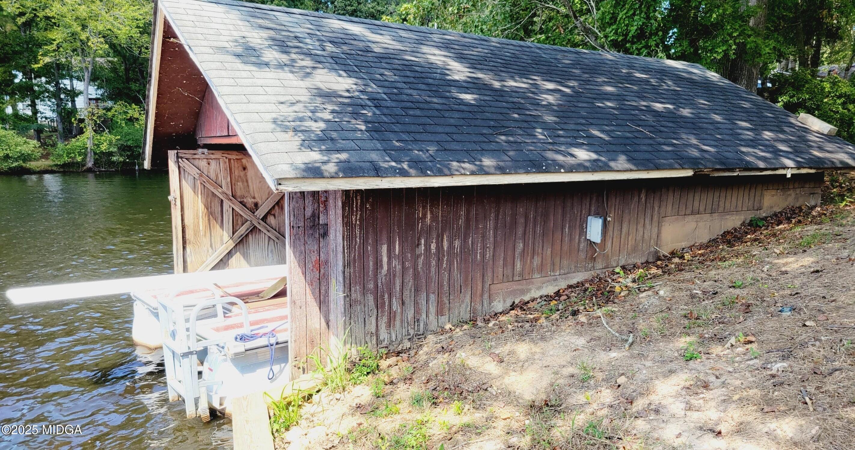 900 South Plantation Parkway Macon, GA 31220 - Photo 33 of 61 a backyard of a house with lots of green space