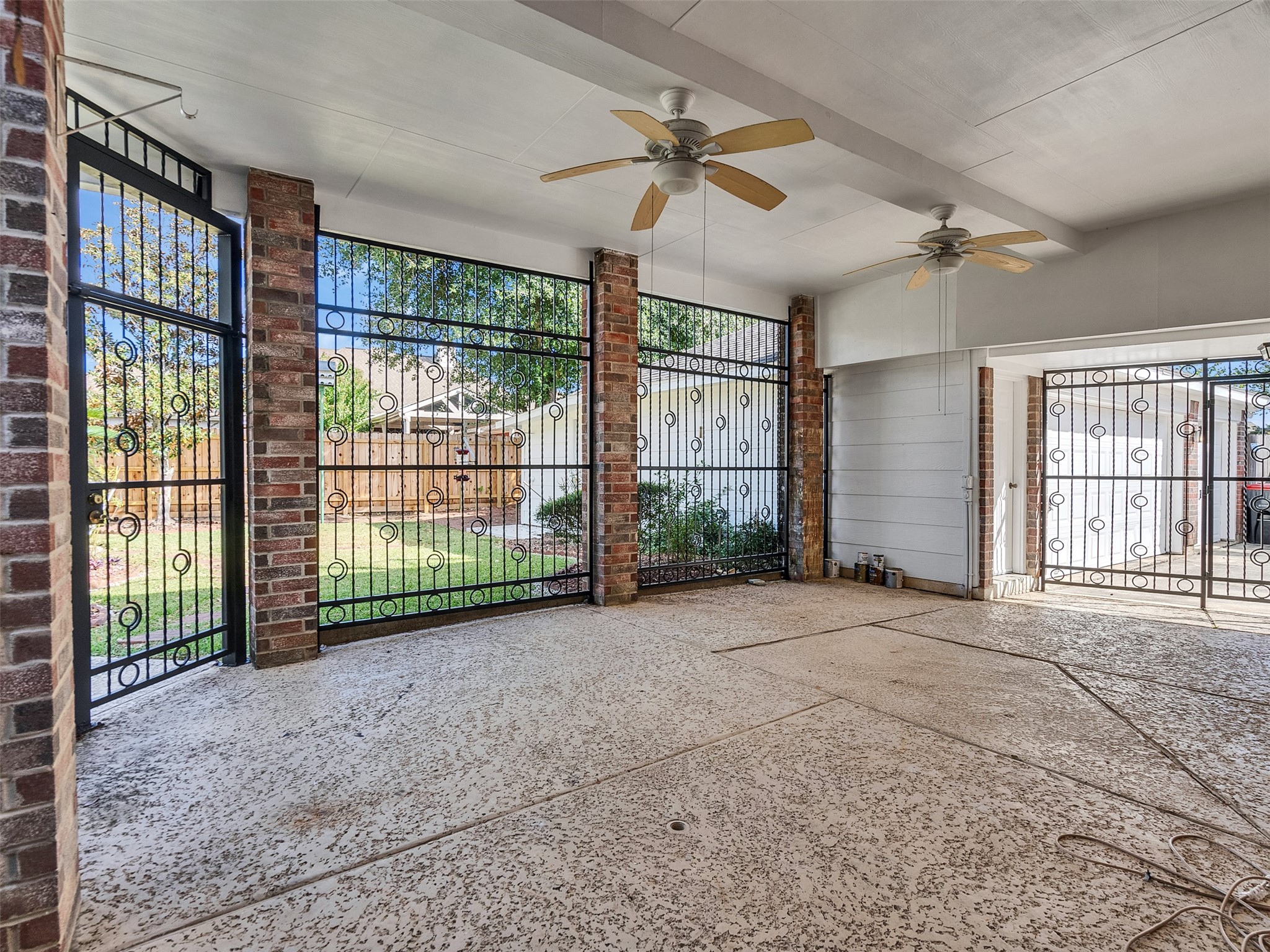 4414 Santee Drive Baytown, TX 77521 - Photo 43 of 50 a view of an empty room with a window