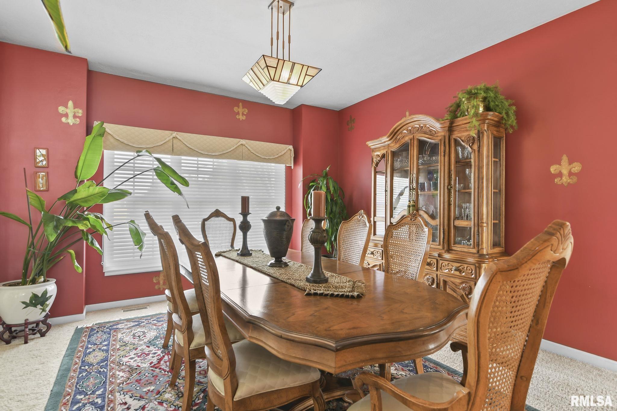 4517 Blackwolf Road Springfield, IL 62711 - Photo 24 of 67