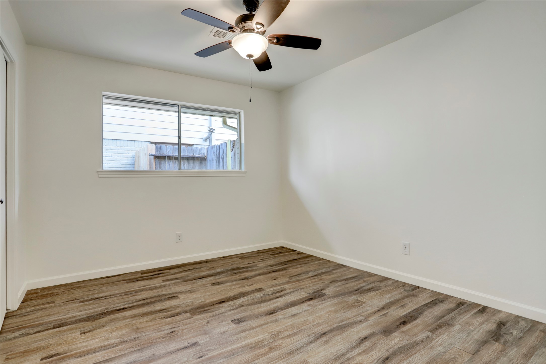 14035 Myrtlea Drive Houston, TX 77079 - Photo 25 of 38