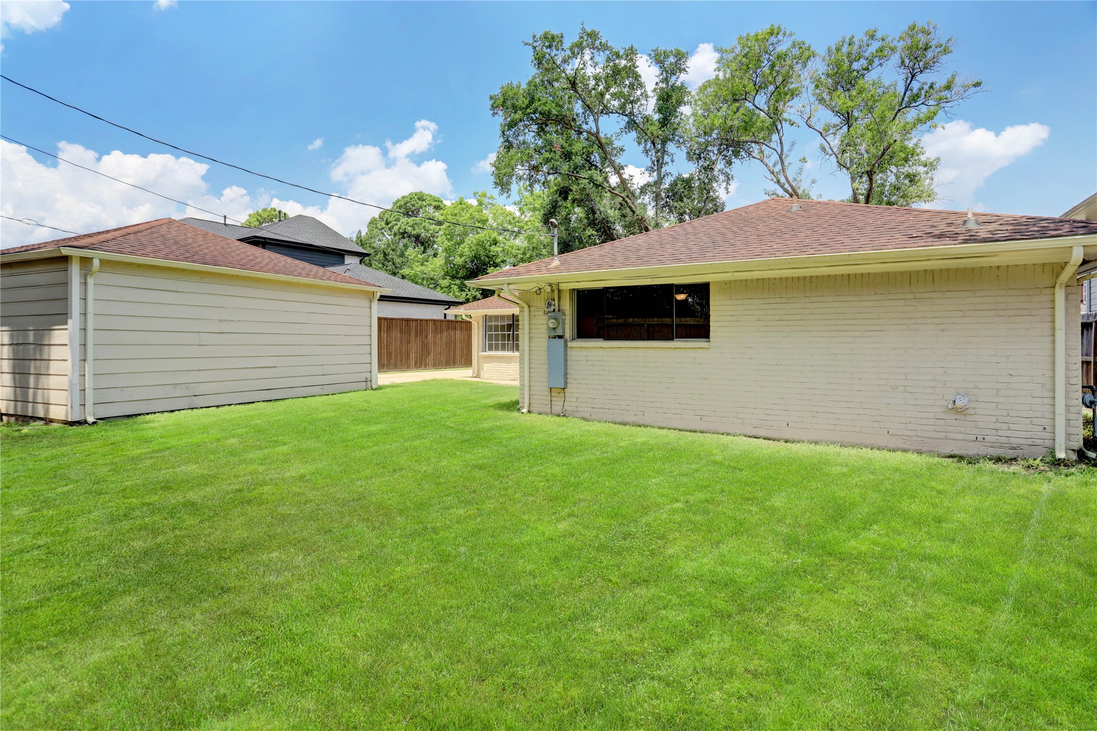 14035 Myrtlea Drive Houston, TX 77079 - Photo 30 of 38