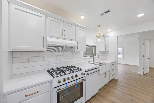 $229,000 | 1208 West Broadway Street, Mount Pleasant, MI 48858