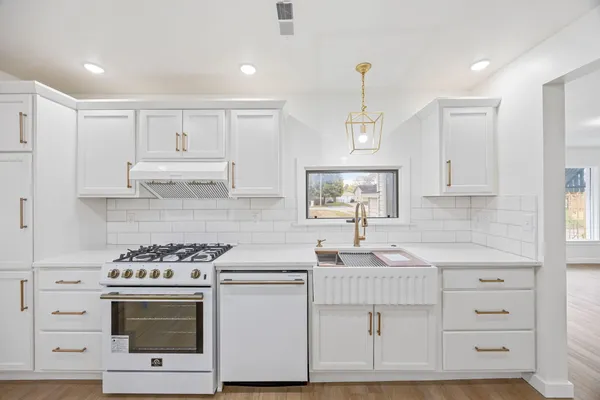 $229,000 | 1208 West Broadway Street, Mount Pleasant, MI 48858