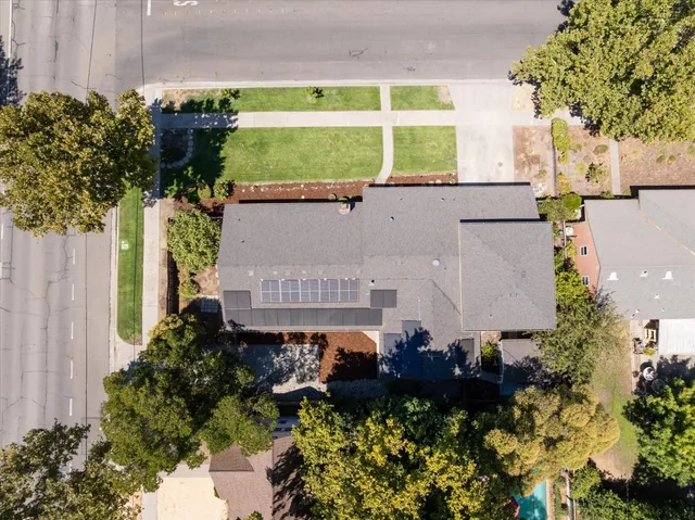 $829,000 | 502 West Keystone Avenue, Woodland, CA 95695